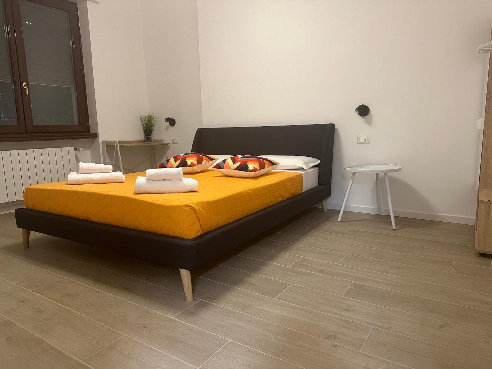 Feel - Central Beat Apartment Bergamo Luaran gambar